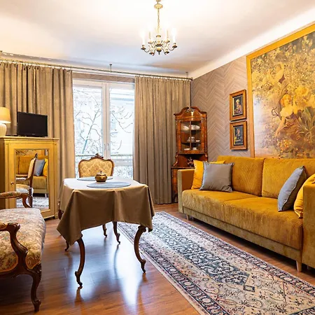 Apartman Art Chmielna 10 *