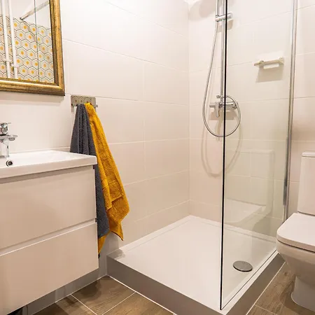 Art Chmielna 10 Apartmán